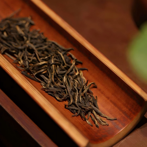 Té Negro Jin Jun Mei 2026, Nuevo, Saludable, Aroma <span class=keywords><strong>a</strong></span> Miel, Hecho <span class=keywords><strong>a</strong></span> Mano, Té Rojo Chino de Grado 1, Venta al Por Mayor <span class=keywords><strong>en</strong></span> Bolsa y Caja, Hojas Sueltas, 500g - Product Image 4