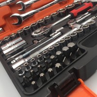 Matériel d'outils 82 pièces Chrome Vanadium douille clé à cliquet ensemble Kit d'outils outils automobiles douille pour réparation