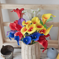 Meistverkaufte Mini Calla-Lilie PU Kunstblume für Weihnachten Hochzeit Abschlussfeier Segnung DIY Heimdekoration Fotografie-Requisiten