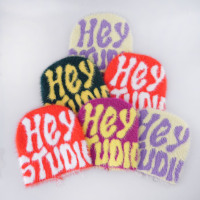 Gorro de Calavera de Diseño en Contraste de Color, Estilo Urbano, Cálido para Invierno, Tejido de Mohair, con Logotipo Personalizado