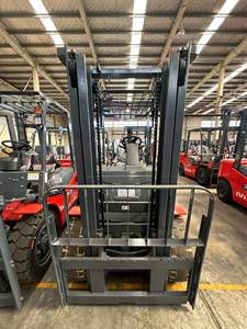 HELI Batteriebetriebener Gabelstapler 3 Tonnen 2,5 Tonnen Elektro-Gabelstapler mit 3m 6m Hubhöhe - Product Image 2