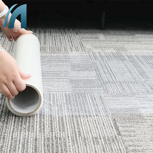 <span class=keywords><strong>Film</strong></span> de protection de tapis transparent personnalisable à adhérence douce, anti-poussière, anti-humidité, sans résidus, en PE, pour usage domestique - Product Image 2