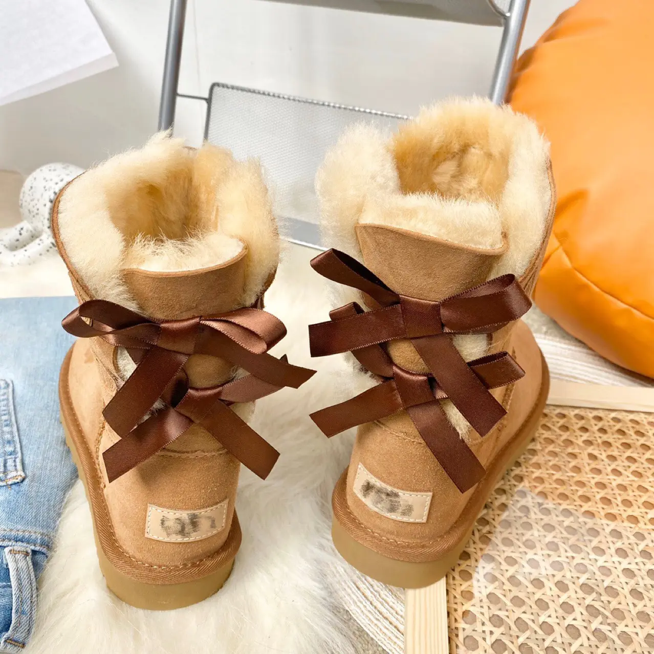 Factory Direct Wholesale Winter Warm Sheepskin Fur Boots Waterproof Furry Uggh Women Snow Boots