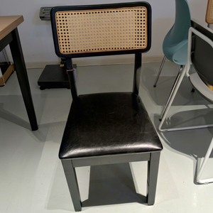 Modern <b>Extendable</b> Plastic <b>Dining</b> Chair with Faux Leather Seat and Woven Backrest for Home Furniture - Product Image 1