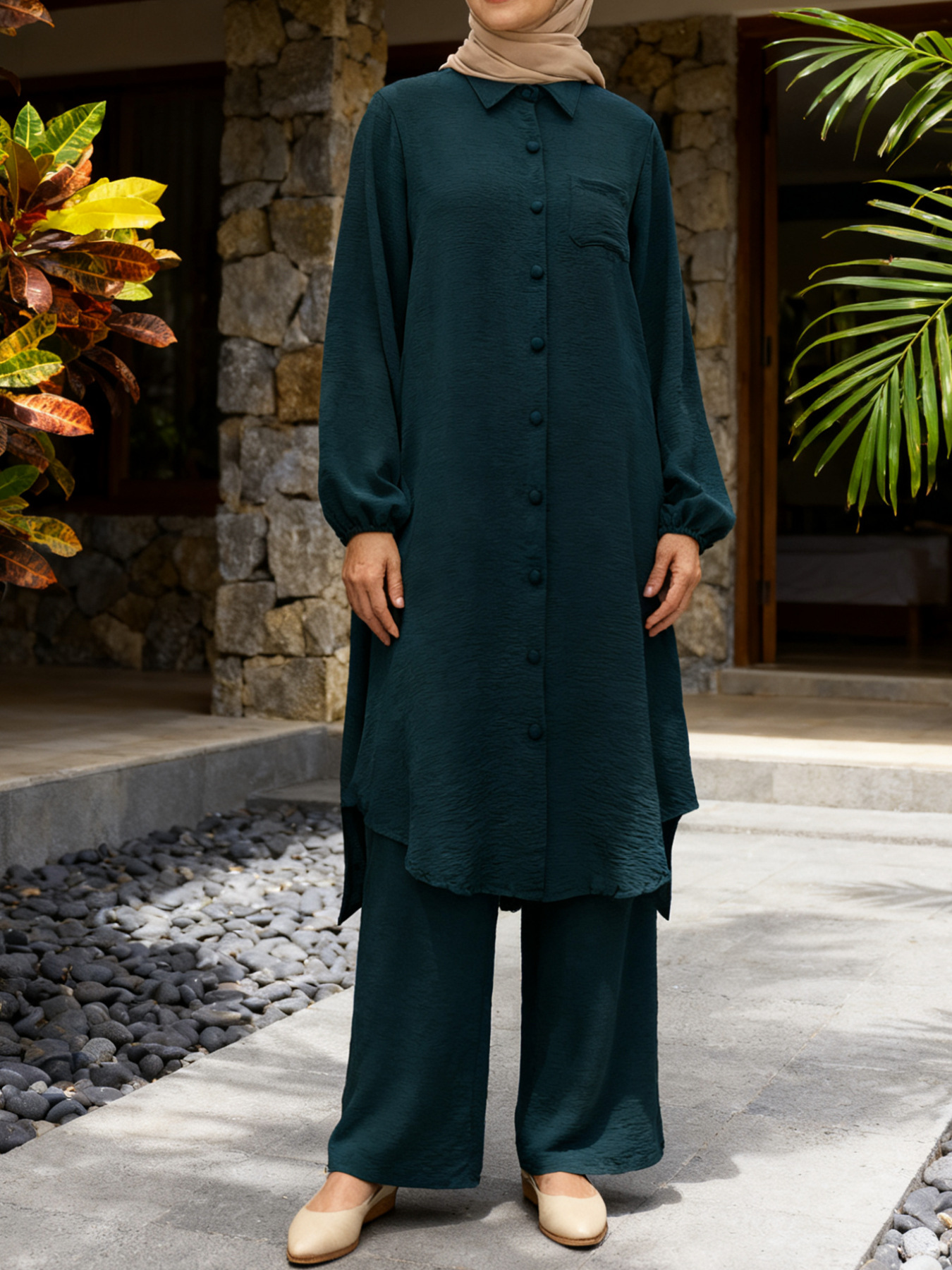 Peacock green