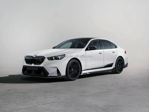 ชุดแต่งคาร์บอนไฟเบอร์แห้ง สำหรับ BMW G90 M5 MP ประกอบด้วยลิ้นกันชนหน้าคาร์บอนไฟเบอร์, ดิฟฟิวเซอร์, สปอยเลอร์, สเกิร์ตข้าง, และกระจกมองหลัง - Product Image 2