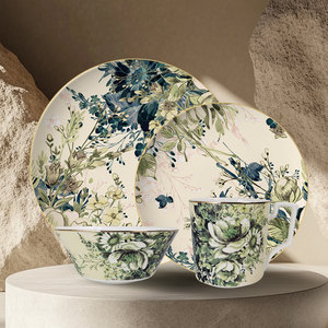 Juegos de platos de cena de porcelana de hueso, juegos de <span class=keywords><strong>vajilla</strong></span> de cerámica para comedor romántico, juegos de <span class=keywords><strong>vajilla</strong></span> para banquetes con <span class=keywords><strong>vajilla</strong></span> de embalaje - Product Image 5