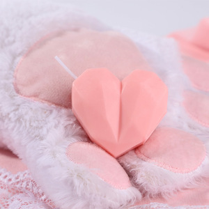 Bougie à basse température sur le thème de l'amour, en forme de cœur rouge, pour massage adulte, convient aux peaux sensibles - Product Image 4