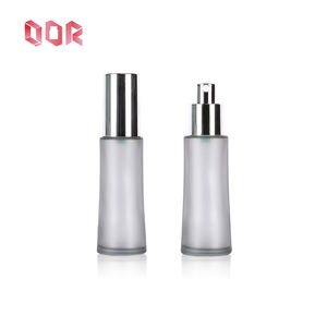 Flacon en verre vide à embout épais 30ml 50ml 110ml 120ml, best-seller pour emballage cosmétique, flacon pulvérisateur à brume fine pour tonique hydratant visage - Product Image 6