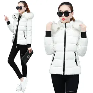 Women s Short Down Jacket Thickened Winter Outerwear with Fur Collar Plus Size Fashionable Puffer Coat