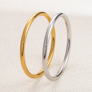 Brazalete Retro de Alta Gama Chapado en Oro de 18K para Mujer, Brazalete de Acero Inoxidable que No se Desvanece, para el Verano - Product Image 1