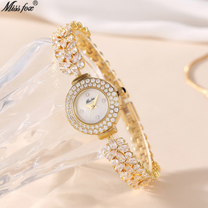 นาฬิกาผู้หญิงแบรนด์หรูระดับไฮเอนด์ที่ทันสมัยประดับเพชร - Product Image 4