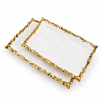 Assiette rectangulaire en céramique blanche en gros avec bord doré pour mariage, hôtel, restaurant
