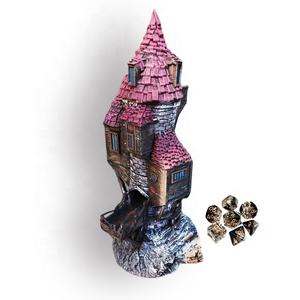 Jeu de société personnalisé en résine, tour de dés dnd en forme de maison de ville médiéval rétro, vente en gros - Product Image 1