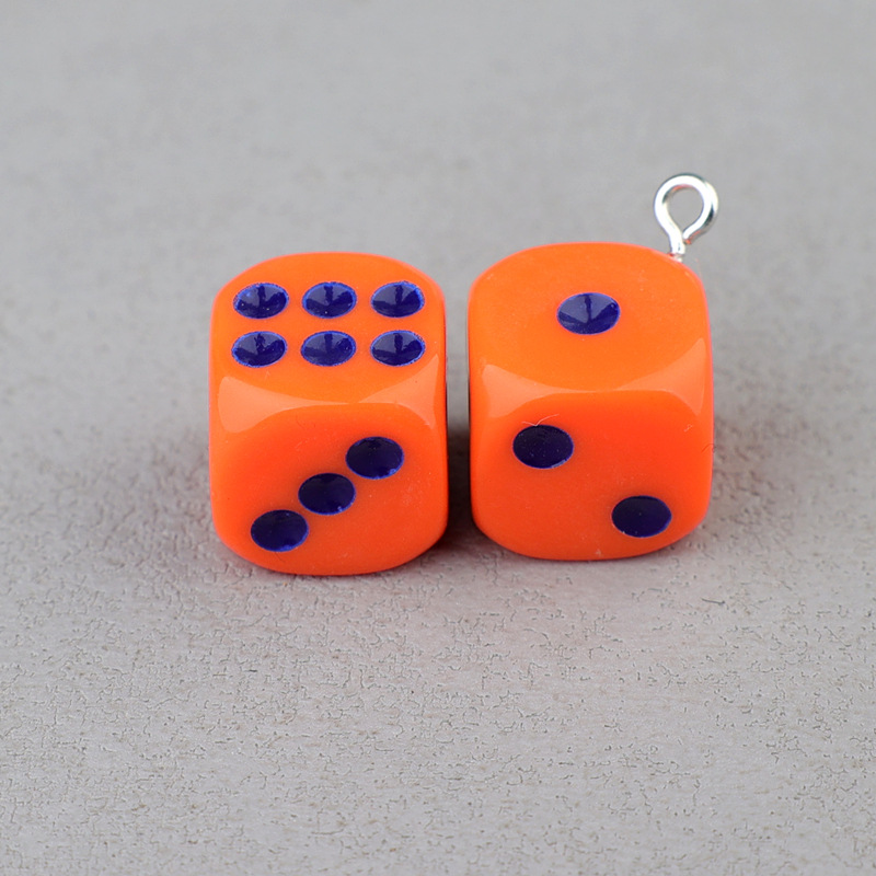 13 points orange-bleu foncé