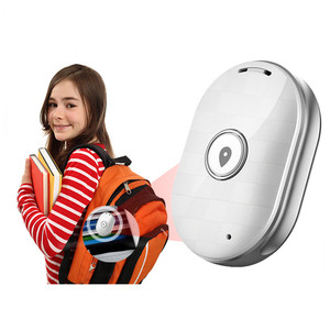 Portátil 2 hablando niño Chip <span class=keywords><strong>de</strong></span> rastreo gps para niños localizador GPS Mini GPS Tracker con deporte al aire libre <span class=keywords><strong>de</strong></span> viaje - Product Image 1