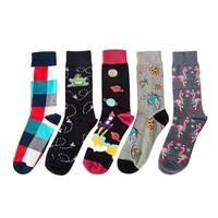 Hotsale de mode coloré coton peigné mignon chat de bande dessinée space star drôle chaussettes hommes en gros
