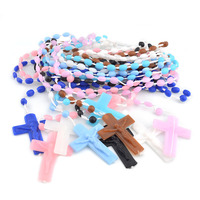 Collier de chapelet en plastique multicolore Jésus avec cordon lumineux, colliers de perles religieux bon marché, chapelet catholique, type chaîne