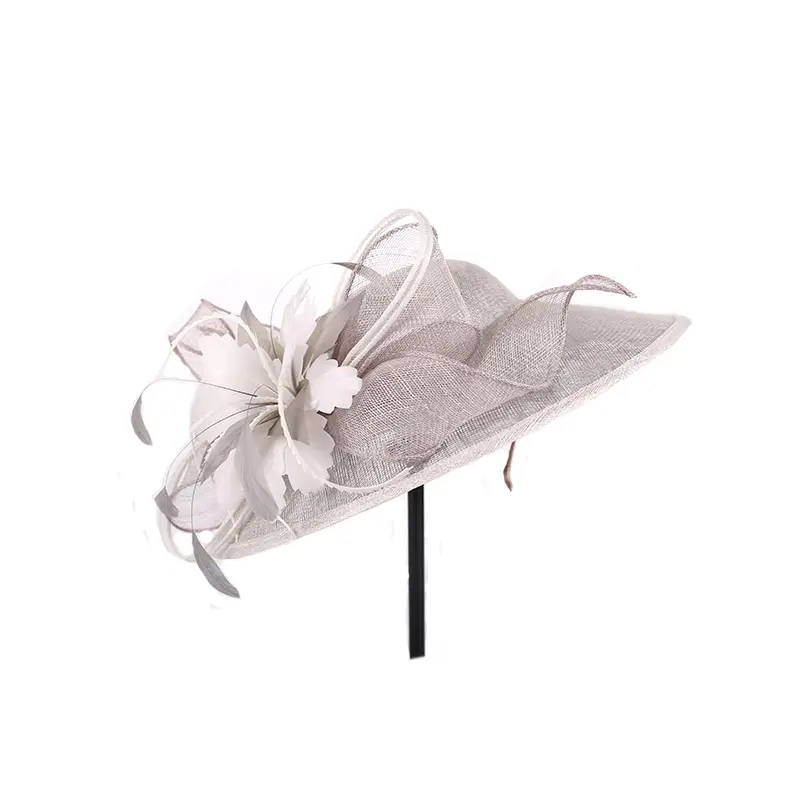 羽の花で手作りされた教会の帽子パーティーハットsinamay魅惑的なヘッドウェア