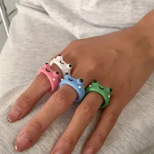 Modieuze Meisjes Dikke Vinger Ring Ins Trendy 3D Dier Kleurrijke Acryl Plastic Leuke Kikker Chunky Resin Ringen Vrouwen