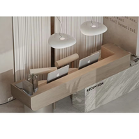 Comptoir de réception de luxe en marbre rose et acier inoxydable pour restaurants, hôtels, salons de coiffure, instituts de beauté et bars