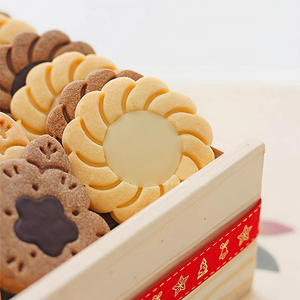 Moldes para Galletas de la Serie Clásica Baking Enduring Style para Crear las Queridas Galletas Rellenas de Mermelada que Hacen las Delicias de la Memoria - Product Image 3