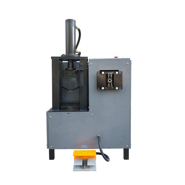 Scrap Motor Recycling Machine Equipment Recycling Copper Motor Cutting Coil Winding Machine Waste