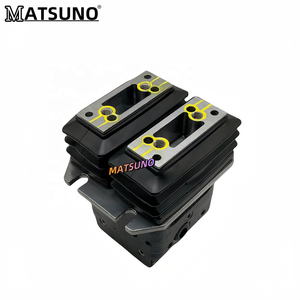 Untuk <span class=keywords><strong>KOBELCO</strong></span> suku cadang ekskavator Pedal kaki katup kontrol untuk <span class=keywords><strong>SK200</strong></span>-8 SK250-8 SK260-8 SK350-8 SK460-8 suku cadang mesin konstruksi - Product Image 1