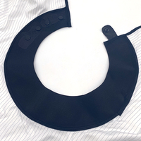 Cape de Barbier Imperméable en Polyester avec Fermeture à Boutons pour Hommes et Femmes – Tablier de Coiffure pour Adultes