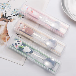 Juego de cuchara y palillos con forma de oso para niños, vajilla portátil de acero inoxidable con diseño de dibujos animados para niños y estudiantes - Product Image 3