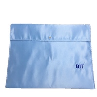 Pochette en satin personnalisée avec logo, sac de rangement anti-poussière pour vêtements, foulards en soie, sac à rabat avec bouton pression pour bijoux
