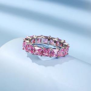 เครื่องประดับแฟชั่นวินเทจของผู้หญิงครบรอบที่งดงามประดับด้วยเพทายเต็มรูปแบบการตั้งค่าเรขาคณิตสีเหลืองทองชุบสแตนเลส - Product Image 3