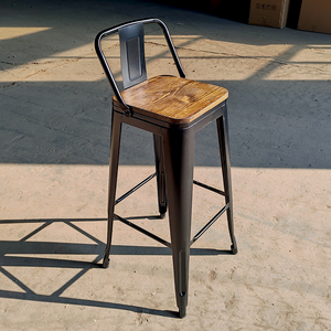 <span class=keywords><strong>Tabouret</strong></span> de bar vintage en métal, chaise de salle à manger industrielle, chaise de bar de cuisine vintage, <span class=keywords><strong>tabouret</strong></span> de comptoir <span class=keywords><strong>Tolix</strong></span> à dossier bas - Product Image 1