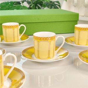 Nouvelle Offre : Coffret Luxe Européen Écologique en Porcelaine Jaune (6 Tasses et Soucoupes) – Idéal comme Cadeau d'Affaires - Product Image 5