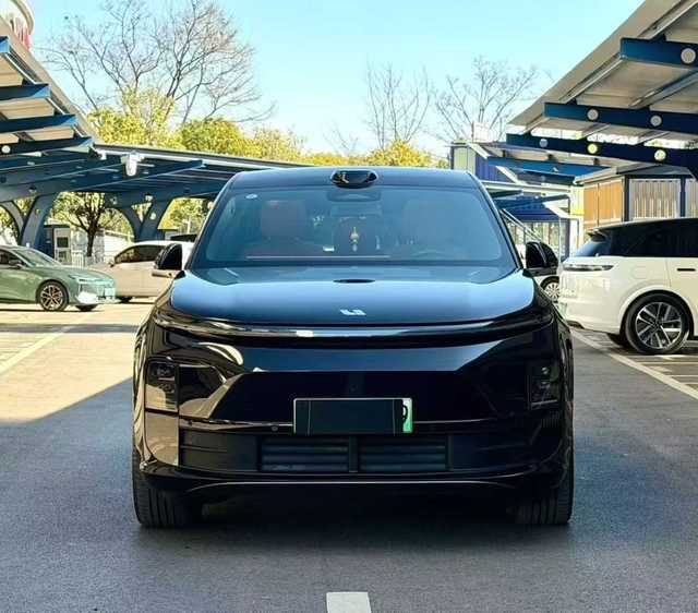 High Quality 2025 Li Auto L6 MAX Intelligent Huanxin Edition AWD High Configuration Luxury Extended-Range Original Condition