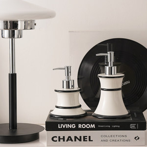 Dispensador <span class=keywords><strong>de</strong></span> Jabón <span class=keywords><strong>de</strong></span> Cerámica al por Mayor, Botella Recargable Vacía con Bomba <span class=keywords><strong>para</strong></span> Desinfectante <span class=keywords><strong>de</strong></span> Manos, Dispensador <span class=keywords><strong>de</strong></span> Loción Vintage <span class=keywords><strong>para</strong></span> Baño <span class=keywords><strong>de</strong></span> Hotel - Product Image 3