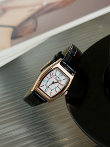 Montres à quartz carrées pour femmes Scottie 9080, nouvelle collection, luxe léger, bracelet en acier inoxydable, personnalisables en gros - Product Image 3