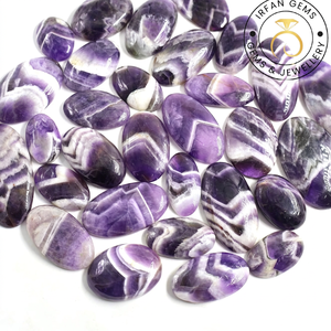 Lote a granel de cabujones de amatista 100% natural, de cuarzo gema, en formas redondas, marquesa, ovaladas, de gota y variadas, de varios tamaños. - Product Image 2