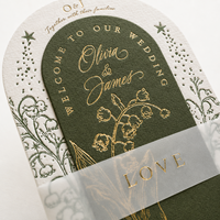 Papeterie de mariage de luxe : Cartes en forme florale, cartes de menu, cartes de placement, suite d'invitations de mariage estampées à chaud, gaufrées à sec et imprimées en typographie