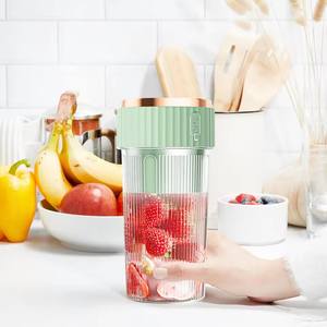 Licuadora Portátil Mini Recargable por USB, Cuchillas de Acero Inoxidable, para Batidos de Frutas y Jugos, Venta al Por Mayor - Product Image 4