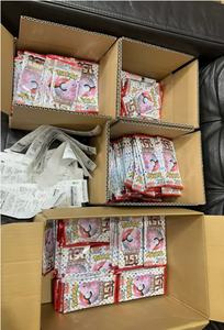 Nouvelle boîte de 36 paquets de cartes Pokémon TCG, Scarlet Violet 151 Classics Expansion, cartes originales à collectionner - Product Image 1