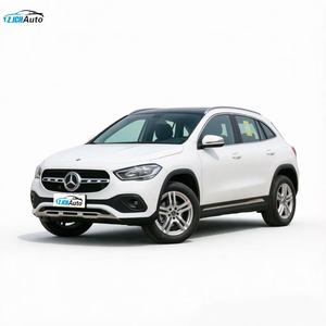 <span class=keywords><strong>Mercedes</strong></span>-Benz <span class=keywords><strong>GLA</strong></span> 180 2021, 5 Puertas, 5 Asientos, SUV de Lujo, Gran Espacio, Bajo Kilometraje, Volante a la Izquierda, Techo Solar, Disponible en Fábrica - Product Image 1
