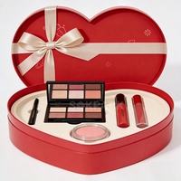 Boîte cadeau de maquillage en forme de cœur personnalisée avec plateau intégré pour la Saint-Valentin, kit cosmétique 4 pièces, boîte d'emballage en carton rigide