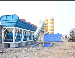 Machine à béton prête à l'emploi avec système de mélange et de stockage avancé en Inde - Product Image 2