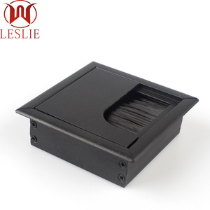 Boîte de gestion de câbles carrée Leslie, noir mat, type à insertion par boulon, boîte de passage de câbles, organisateur de bureau, accessoire de quincaillerie - Product Image 1