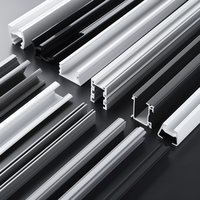 OEM Profilé Upvc en plastique extrudé personnalisé Profil de fenêtre coulissante en UPVC Fenêtre à battant et cadre de porte en PVC