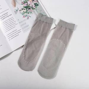 थोक गर्मियों में अदृश्य सूती तल टखने की पतली महिलाओं के स्टॉकिंग छोटी नाव महिलाओं के स्टॉकिंग्स - Product Image 2