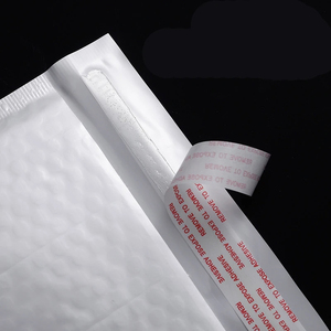 Blanc Poly <span class=keywords><strong>Bubble</strong></span> Mailer Auto Joint Rembourré Cadeau Sac Emballage Enveloppe Sacs Livre Expédition Paquet Sac - Product Image 5