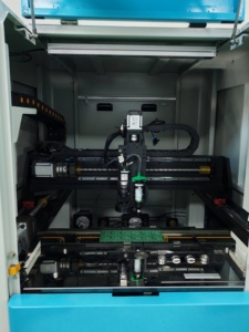 Hot Sale Online High-Precision Visual <strong>Automatic</strong> <strong>Dispensing</strong> Machine AC-461 Glue <strong>Dispensing</strong> Machine <strong>Automatic</strong> - Product Image 3