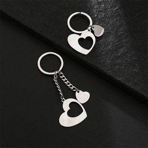 Porte-clés Cœur en Acier Inoxydable Vierge pour Couple 2026, Gravure Laser Personnalisée du Nom et de la Photo, DIY - Product Image 4
